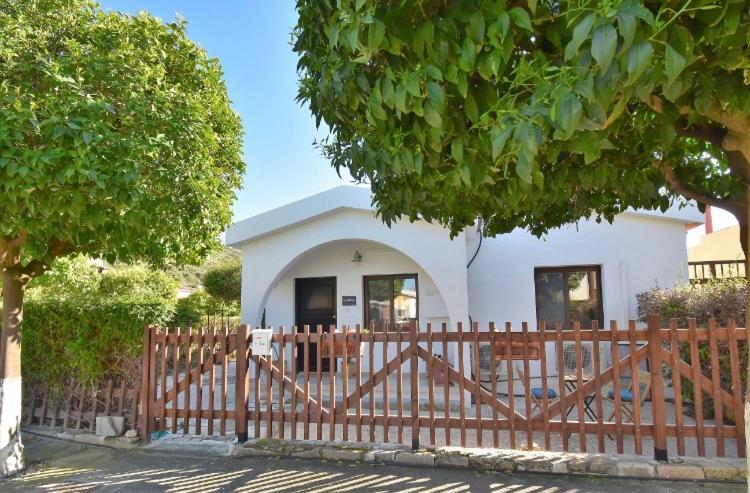 Bay Cottage Beautiful Cosy Luxury Cottage - Beach Area Pissouri Eksteriør billede