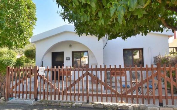 Bay Cottage Beautiful Cosy Luxury Cottage - Beach Area Pissouri Eksteriør billede